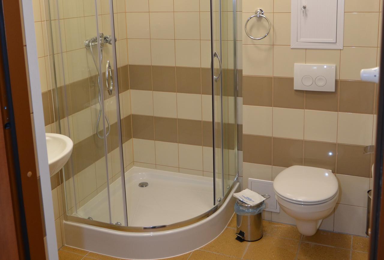 Spokoj Restauracja I MotelMszana エクステリア 写真