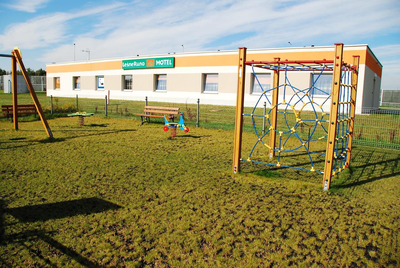Spokoj Restauracja I MotelMszana エクステリア 写真